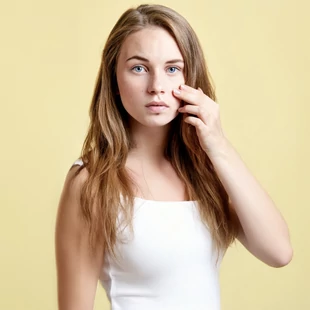 Herby’s Pattanás Ápoló Illóolaj Keverék – tudomány és természet harmóniája a tiszta bőrért