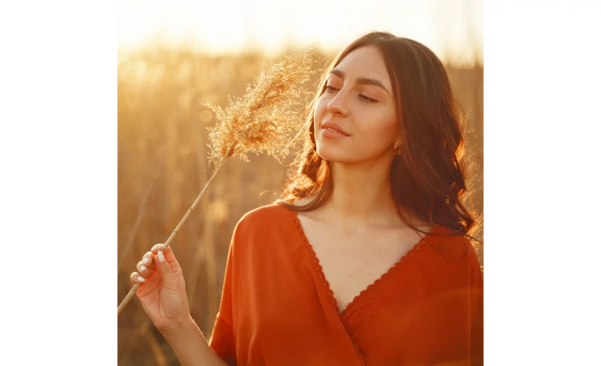 Női ciklus és harmónia: rituálék tiszta növényi esszenciákkal